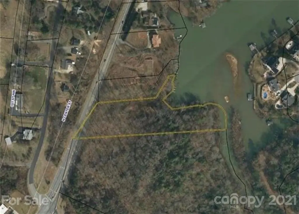 4522 N Center Street, Hickory, NC 28601 - #1