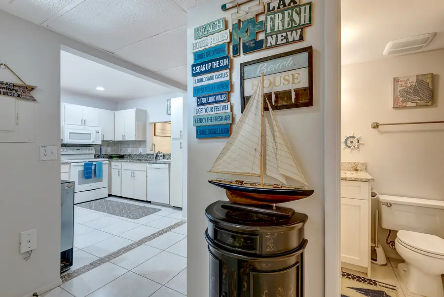 131 Wild Palm Dr, Bradenton, FL 34210 - #3