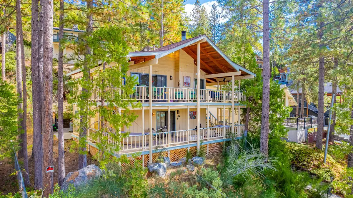 37739 Shoreline, Bass Lake, CA 93604 - Image #1