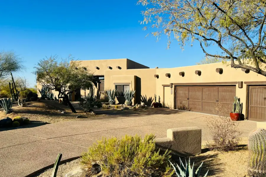 9950 E Sundance Trail, Scottsdale, AZ 85262 - Image #2