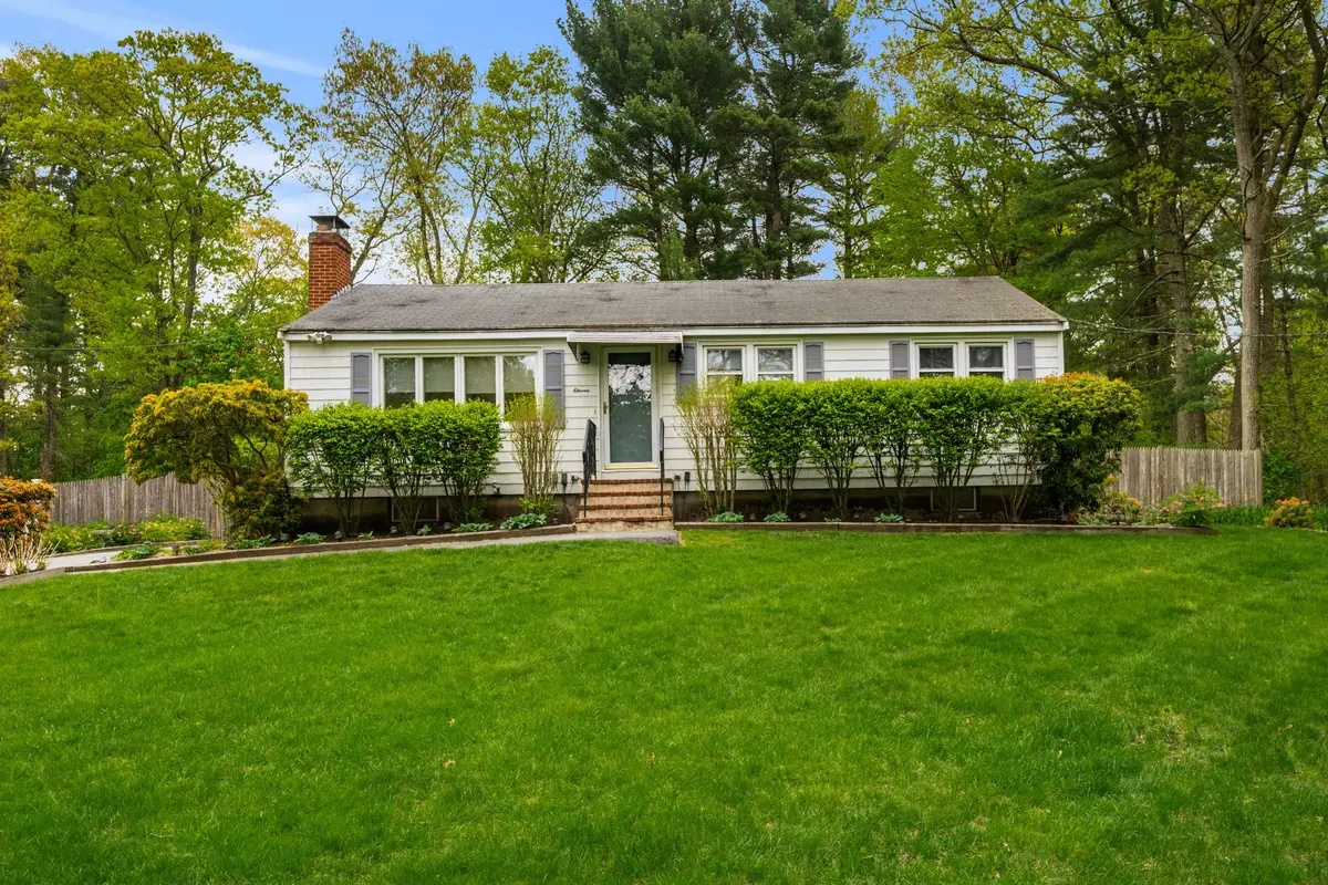11 Dadant Dr, Wilmington, MA 01887 - #1