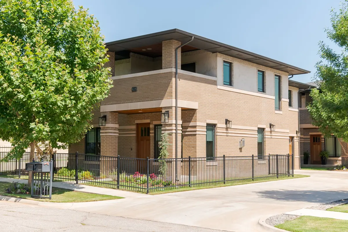 923 NW 43rd, Oklahoma City, OK 73118 - #1