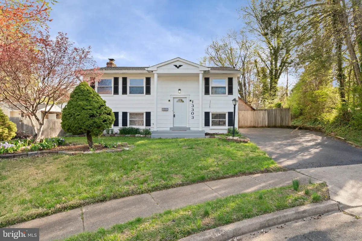 13303 Knoll Court, Woodbridge, VA 22193 - #1