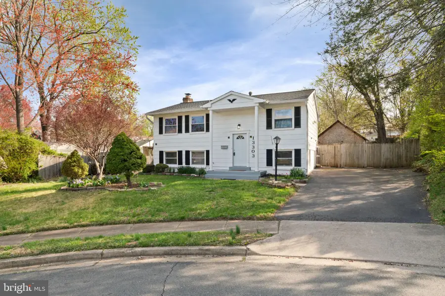 13303 Knoll Court, Woodbridge, VA 22193 - #2