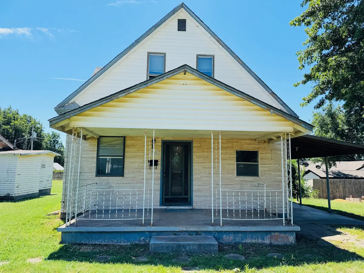 1208 Holly Street, Perry, OK 73077 - #1