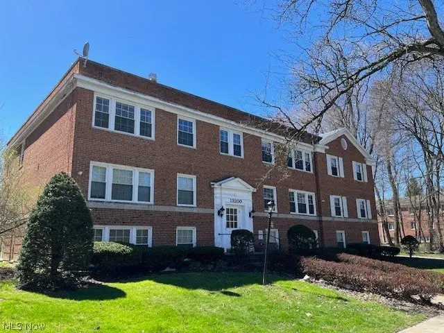 13200 Fairhill Road #7, Shaker Heights, OH 44120 - #2