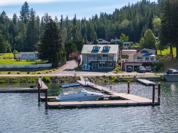 1591 Garfield Bay Rd, Sagle, ID 83860