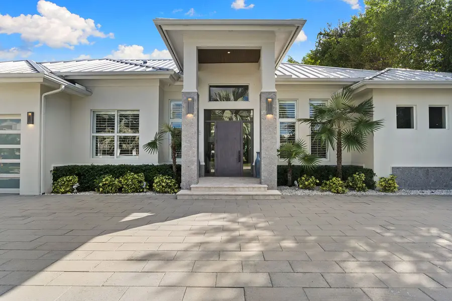 720 Orchid Drive, Naples, FL 34102 - Image #2