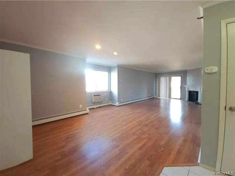 15 Greenridge Avenue #Unit 8C, White Plains, NY 10605 - #2