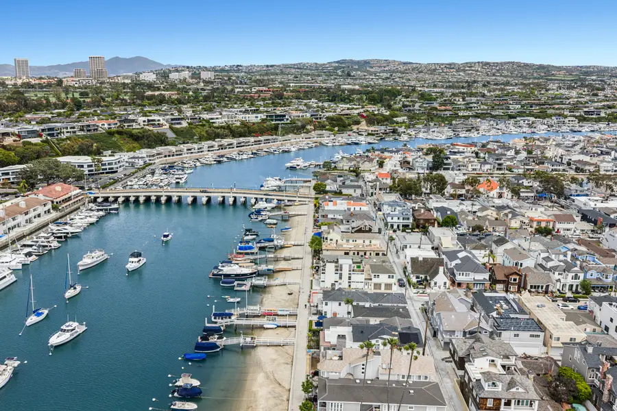 1105 N Bay Front, Newport Beach, CA 92662 - #3