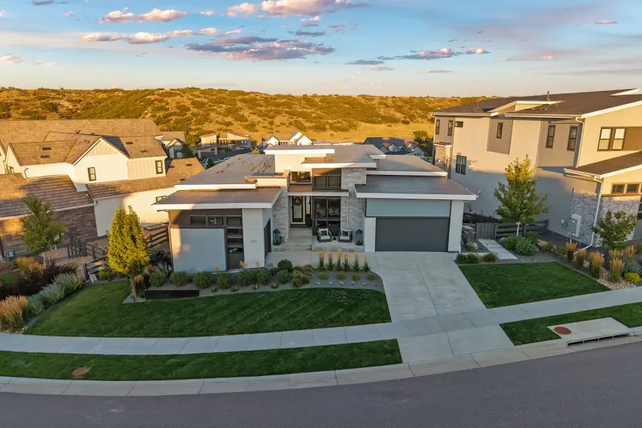 2212 Rim Ridge Dr, Castle Pines, CO 80108 - #3