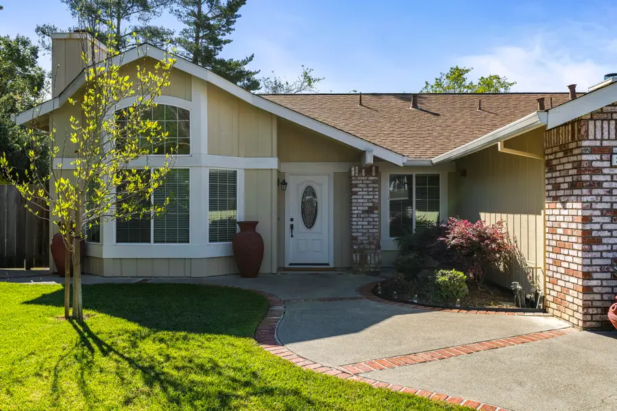 3321 Stratford Court, Napa, CA 94558 - #3