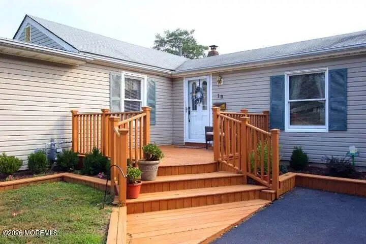 18 Mills Avenue, Port Monmouth, NJ 07758 - #1