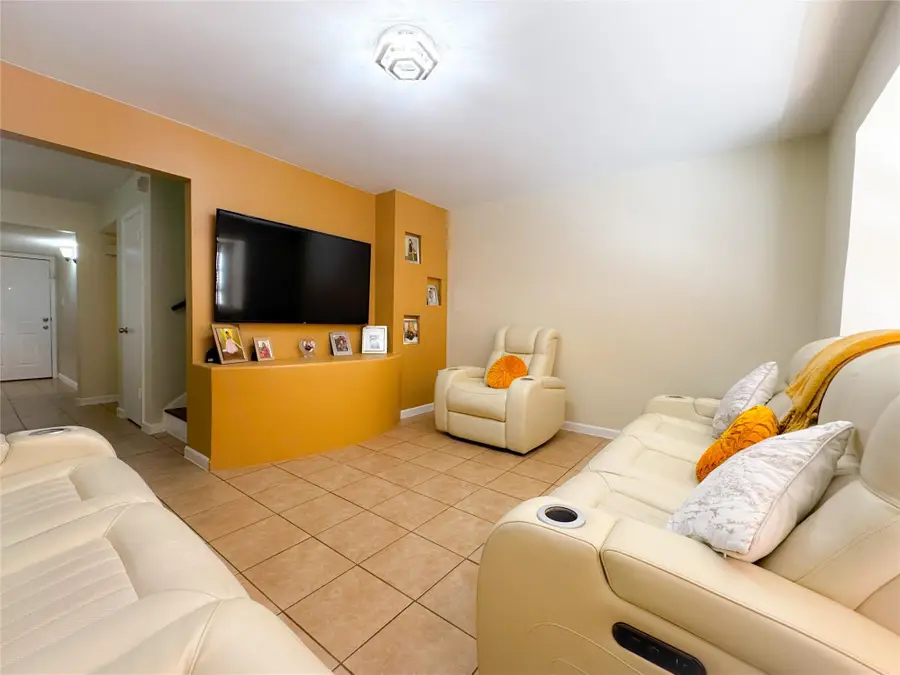 6551 S Briar Bayou Drive, Houston, TX 77072 - #2