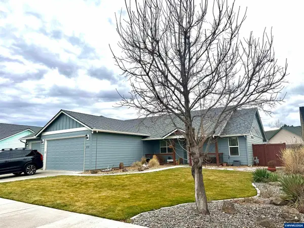 2921 NW 19th Street, Redmond, OR 97756