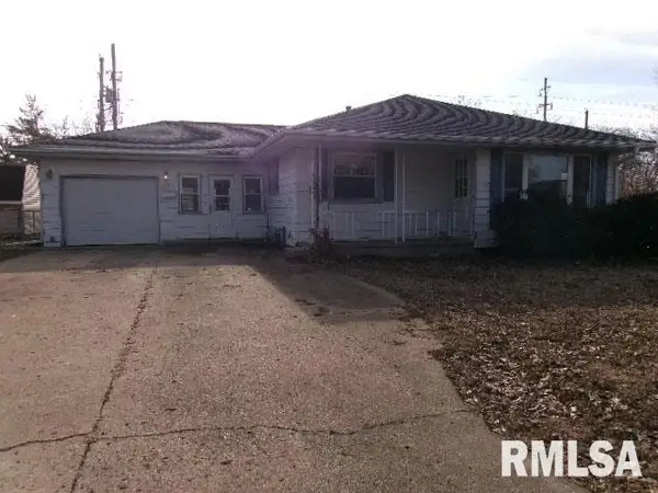 1300 Jefferson Street, Pekin, IL 61554