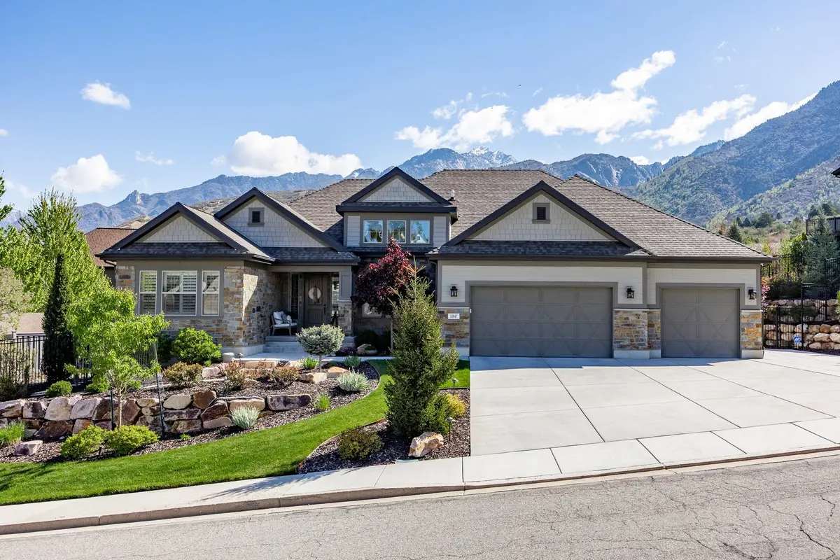 10847 S Hiddenwood Dr, Sandy, UT 84092 - #1