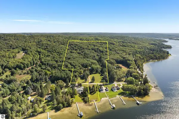418 N Intermediate Lake, Central Lake, MI 49622
