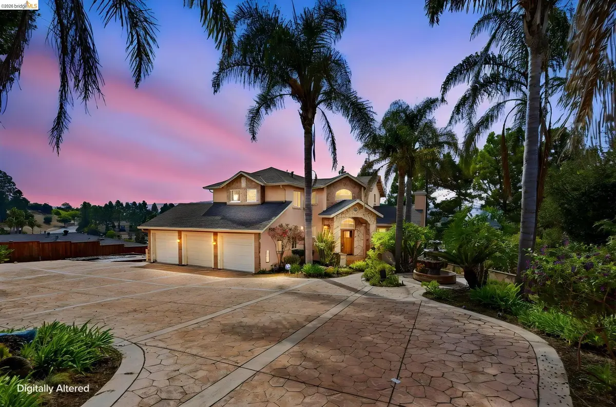 2008 Thompson Ln, El Sobrante, CA 94803 - #1