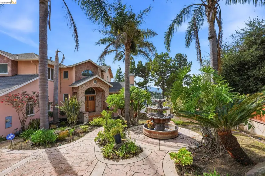 2008 Thompson Ln, El Sobrante, CA 94803 - #2