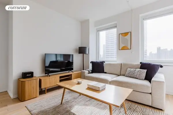 70 W 45th Street #33C, Manhattan, NY 10036