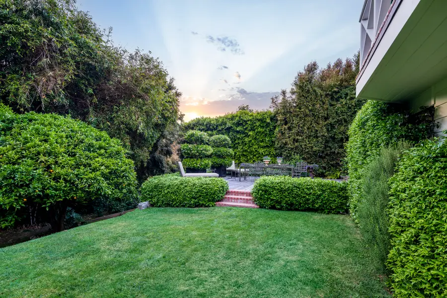 7716 Lookout Drive, La Jolla, CA 92037 - Image #3