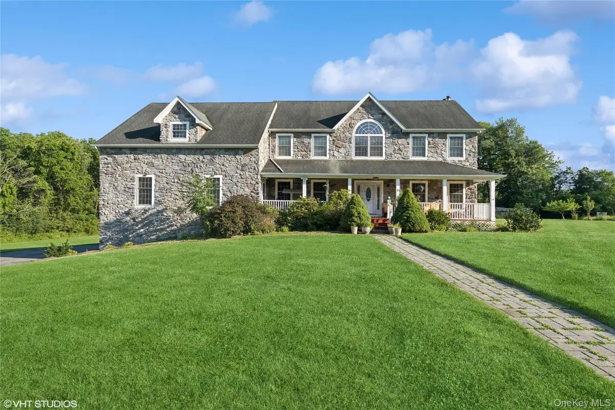 10 Willys Court, Rock Tavern, NY 12575 - #1