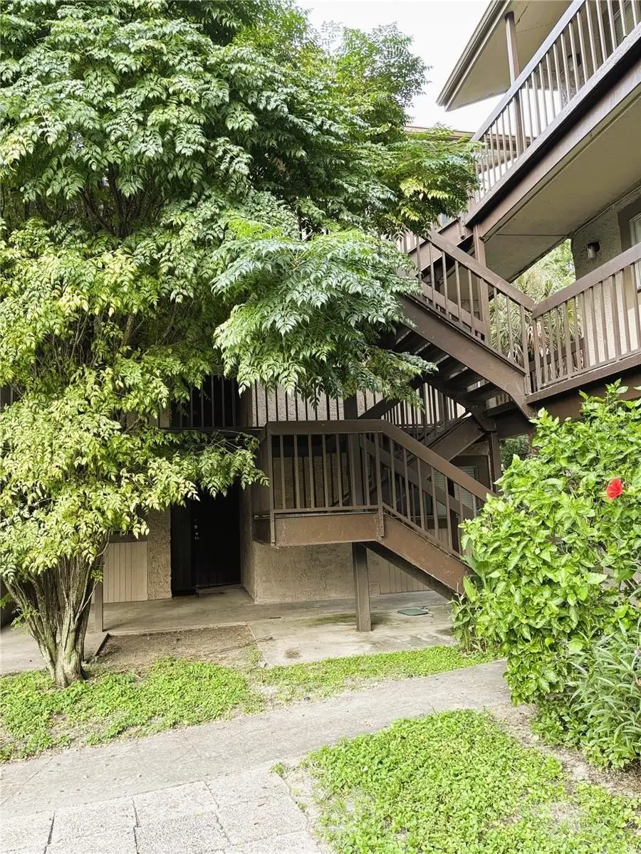 6310 NEWTOWN CIRCLE #10B5, Tampa, FL 33615 - #2