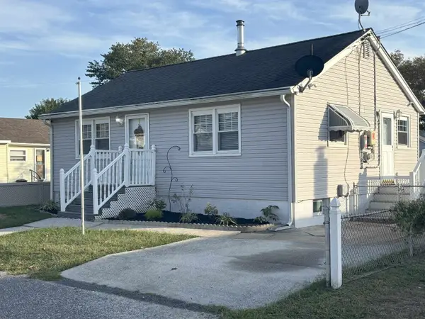 134 W Delaware Parkway, Villas, NJ 08251