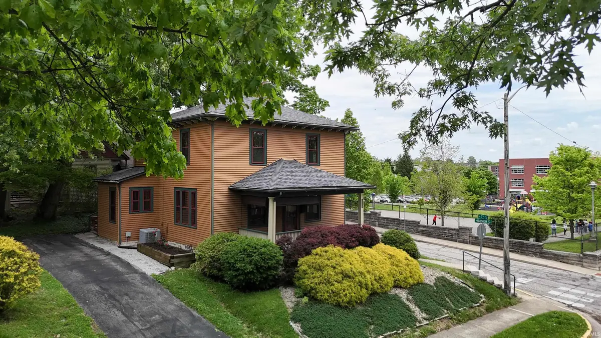 702 W 7th Street, Bloomington, IN 47404 - #1