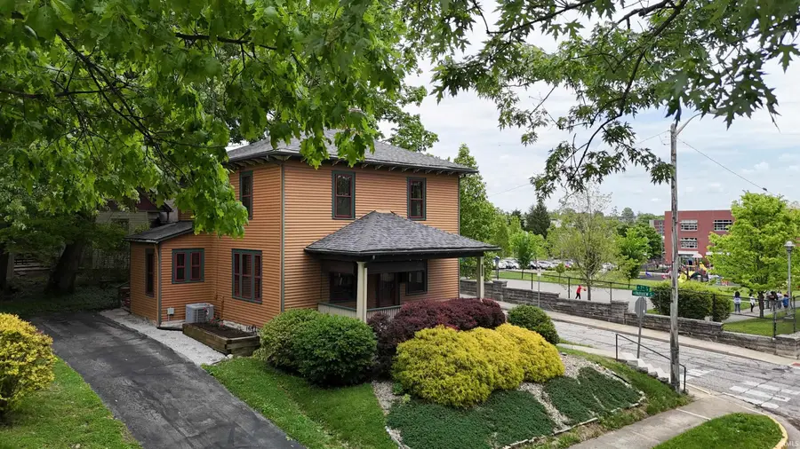702 W 7th Street, Bloomington, IN 47404 - #3