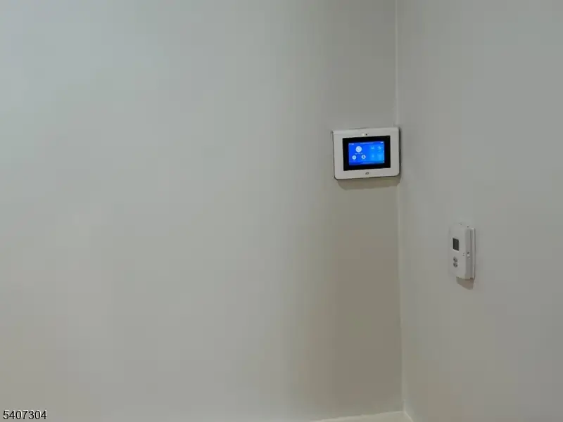 176 Weequahic Ave, Newark, NJ 07112 - #2