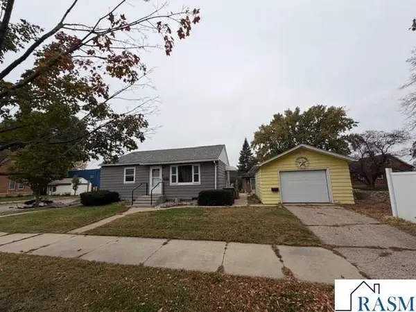 1604 N 2nd Street, Mankato, MN 56001