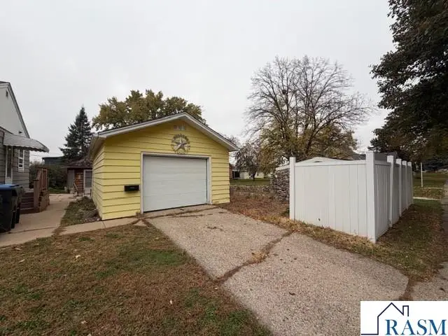 1604 N 2nd Street, Mankato, MN 56001 - #2