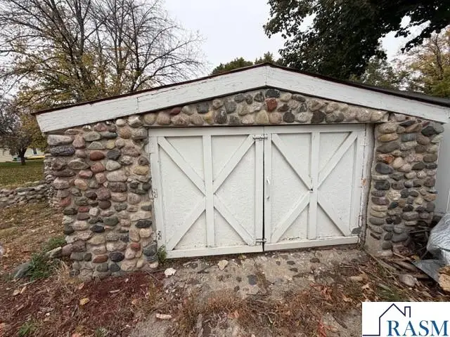 1604 N 2nd Street, Mankato, MN 56001 - #3