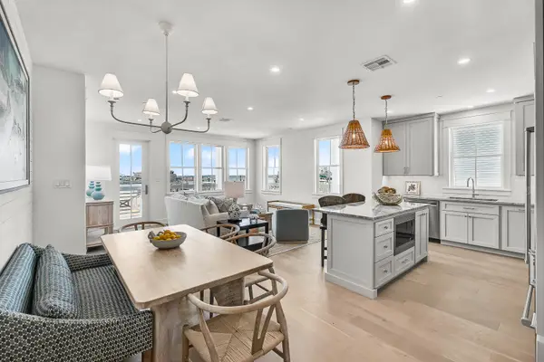 136 W Cotter Avenue #4, Port Aransas, TX 78373