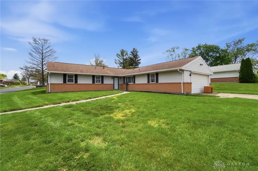 4360 Wallington Drive, Kettering, OH 45440 - #3