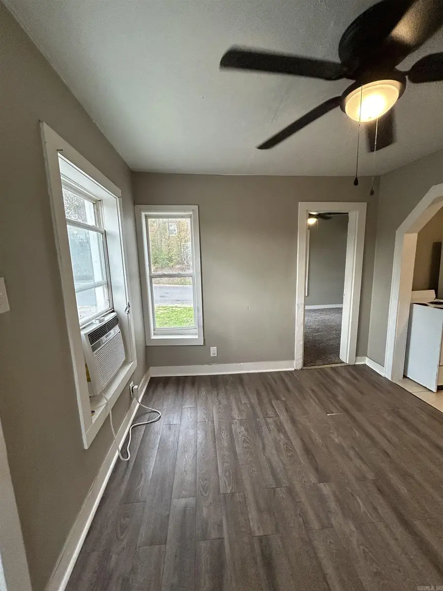 407 Henry, Unit 3 Street, Hot Springs, AR 71909 - #2