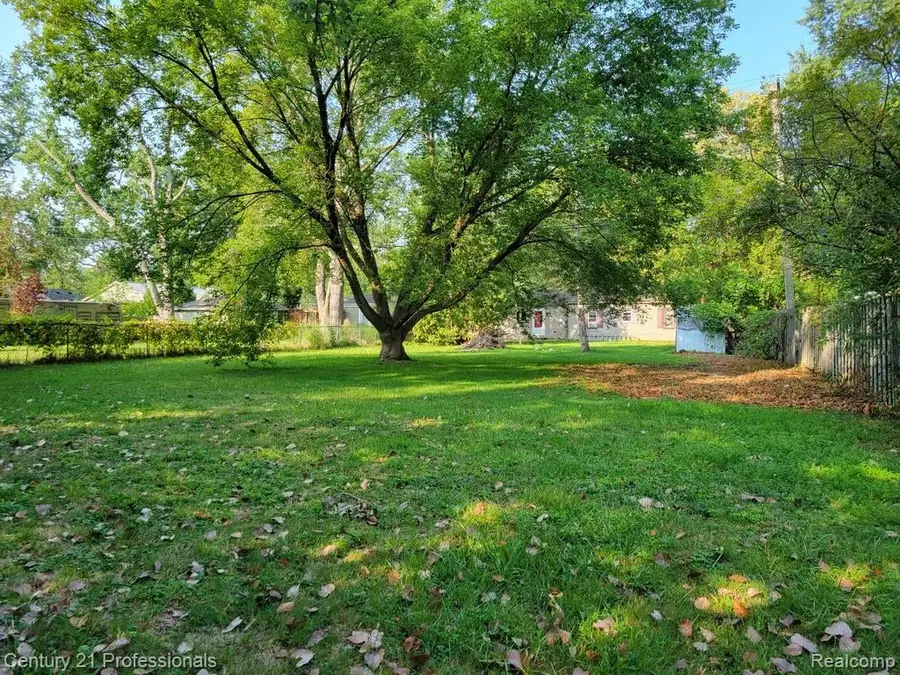 3225 Crooks Road, Rochester Hills, MI 48309 - #3