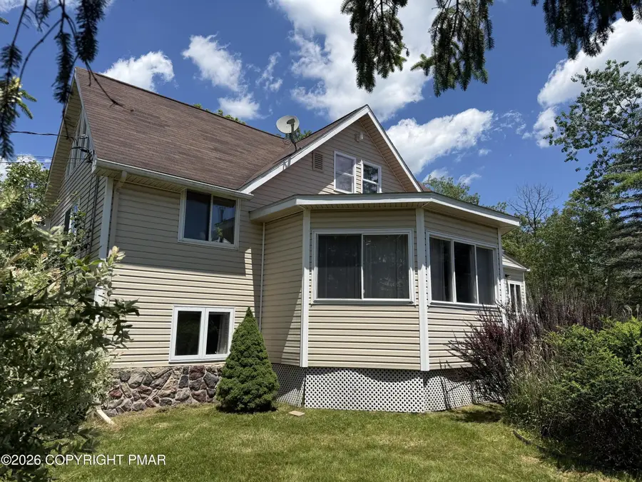 7639 Lake Shore Drive, Pocono Lake, PA 18347 - #2