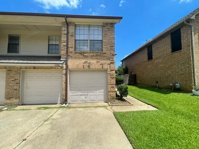 1226 Hudgins Street #A, Grapevine, TX 76051 - #2