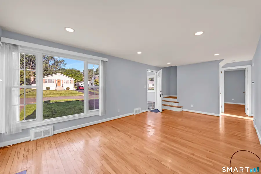 114 Randal Avenue, West Hartford, CT 06110 - #3