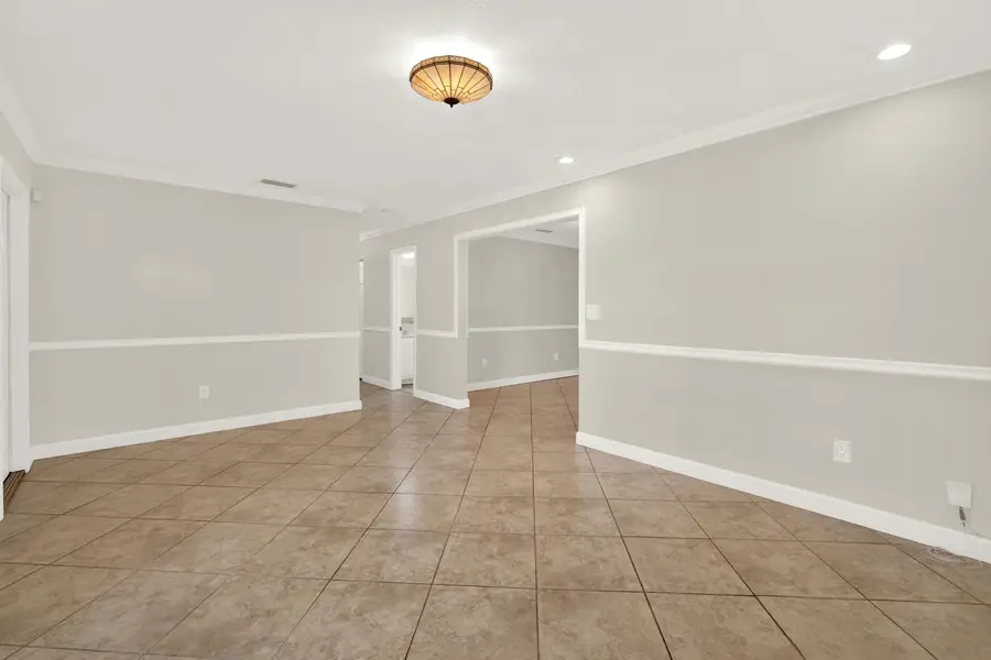 9312 SW 182nd St, Palmetto Bay, FL 33157 - #3