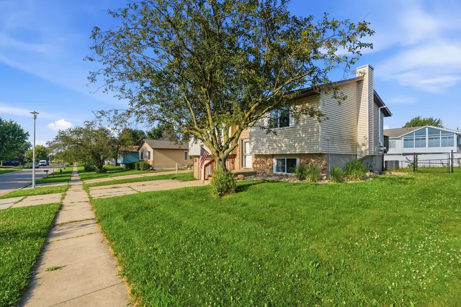 3210 7th Street, Marion, IA 52302 - #2