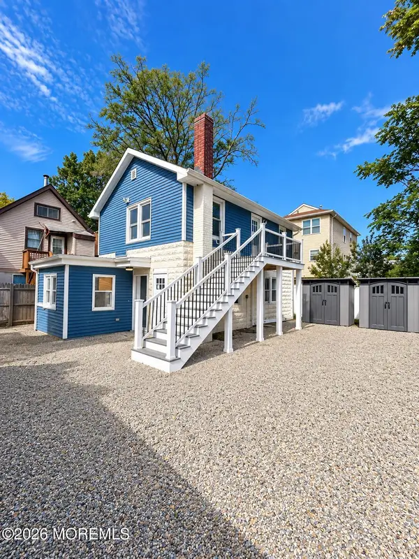 71 Oak Street, Keansburg, NJ 07734