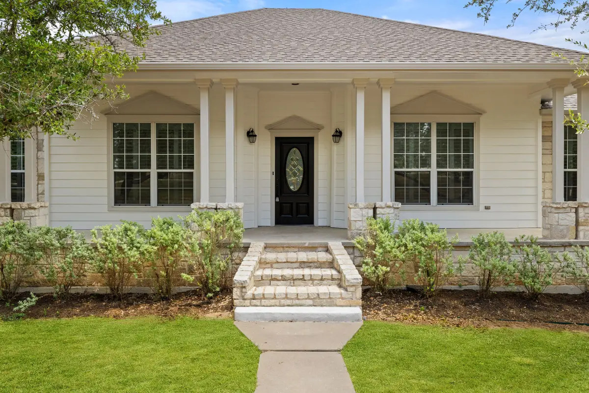 4921 Creek Meadow Cv, Spicewood, TX 78669 - Image #1