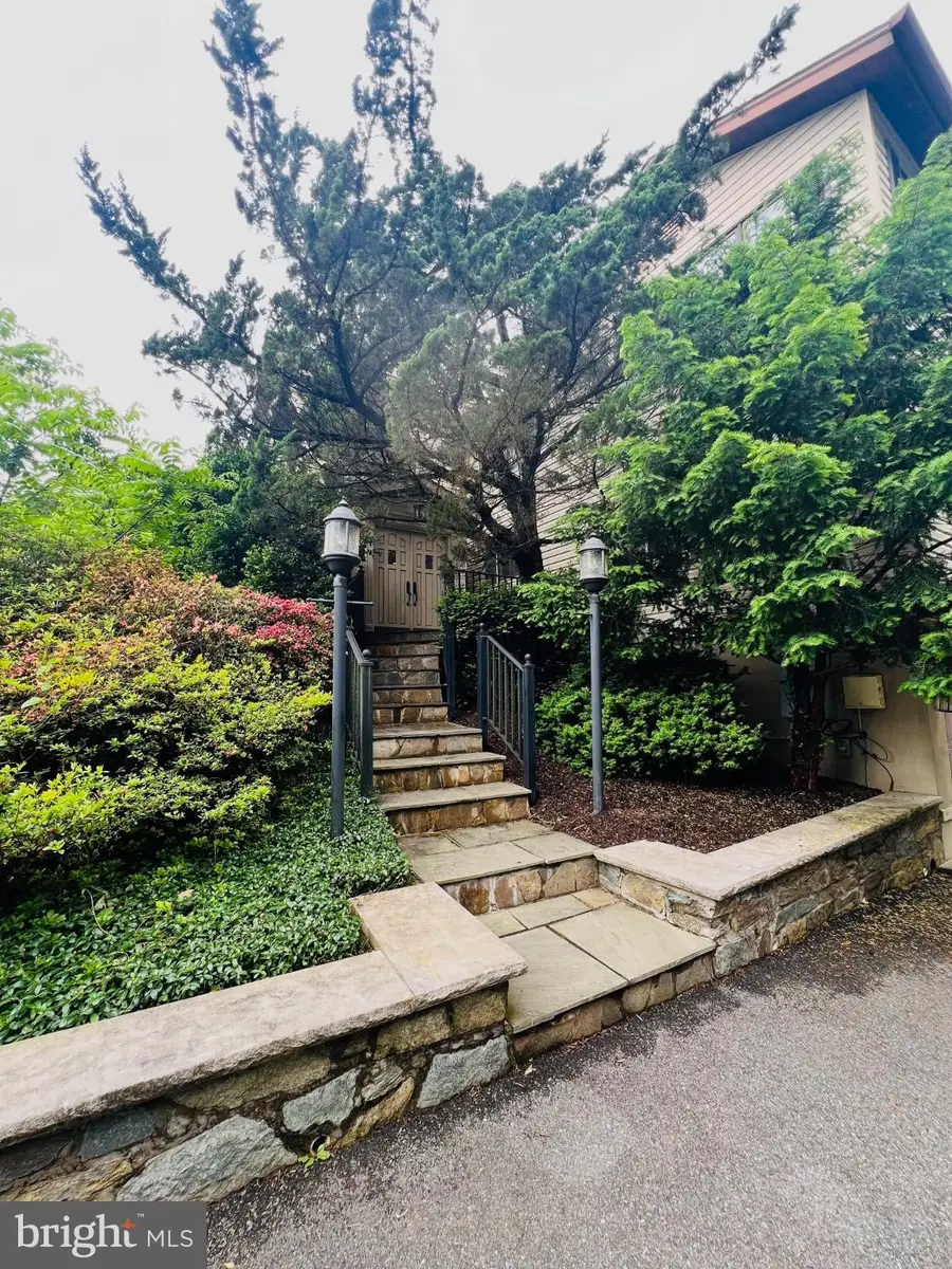 15729 Holly Grove Road, Silver Spring, MD 20905 - Image #3