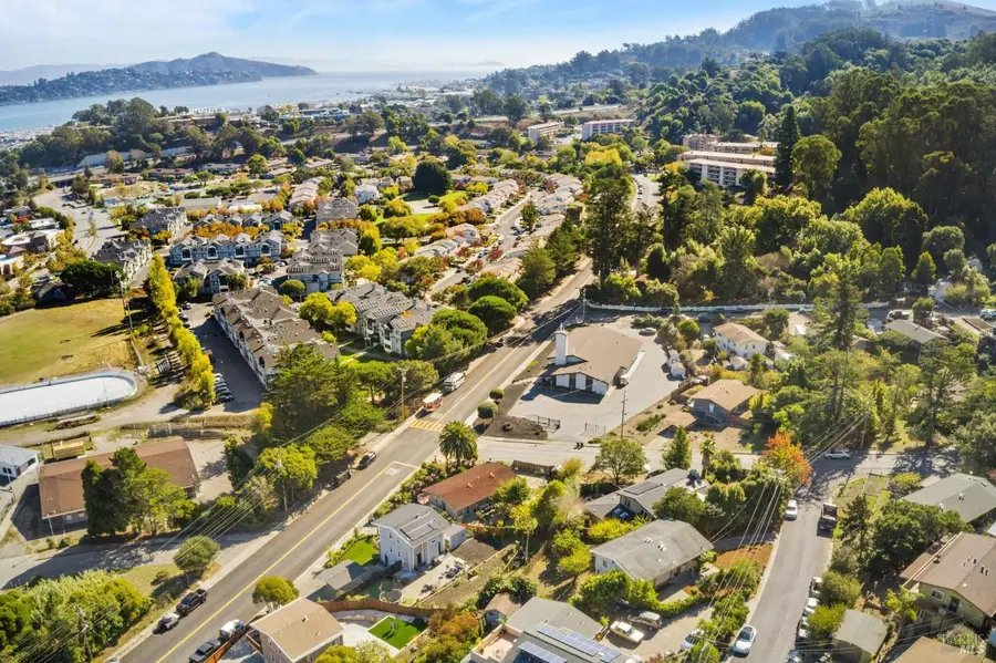 16 Dutton Court, Sausalito, CA 94965 - Image #2