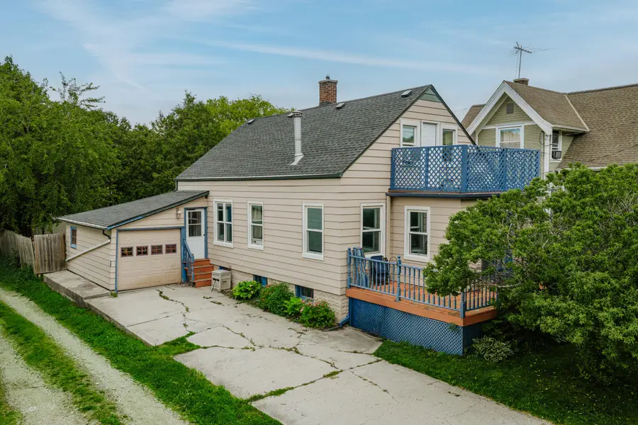 113 S Milwaukee St, Fredonia, WI 53021 - #2