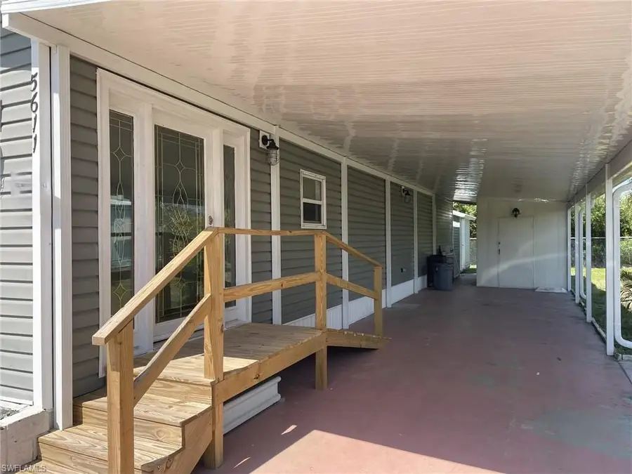5611 Captain John Smith LOOP, North Fort Myers, FL 33917 - #2